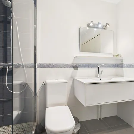 Apartment 200m De La De La Baule, 4 Adultes 1 Enfant *